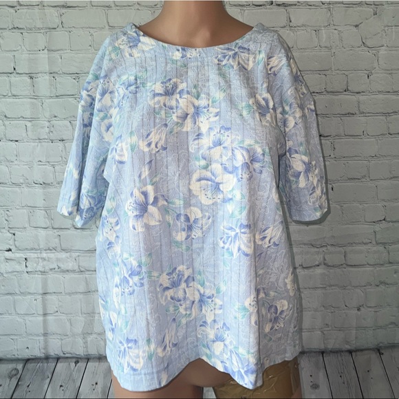 Shenanigans Tops - Shenanigans Light Blue & Cream Floral Shirt size L